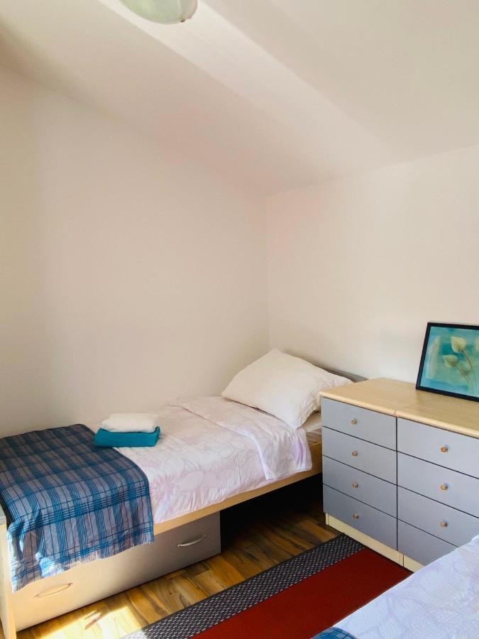 Apartments Mani Trogir Buitenkant foto