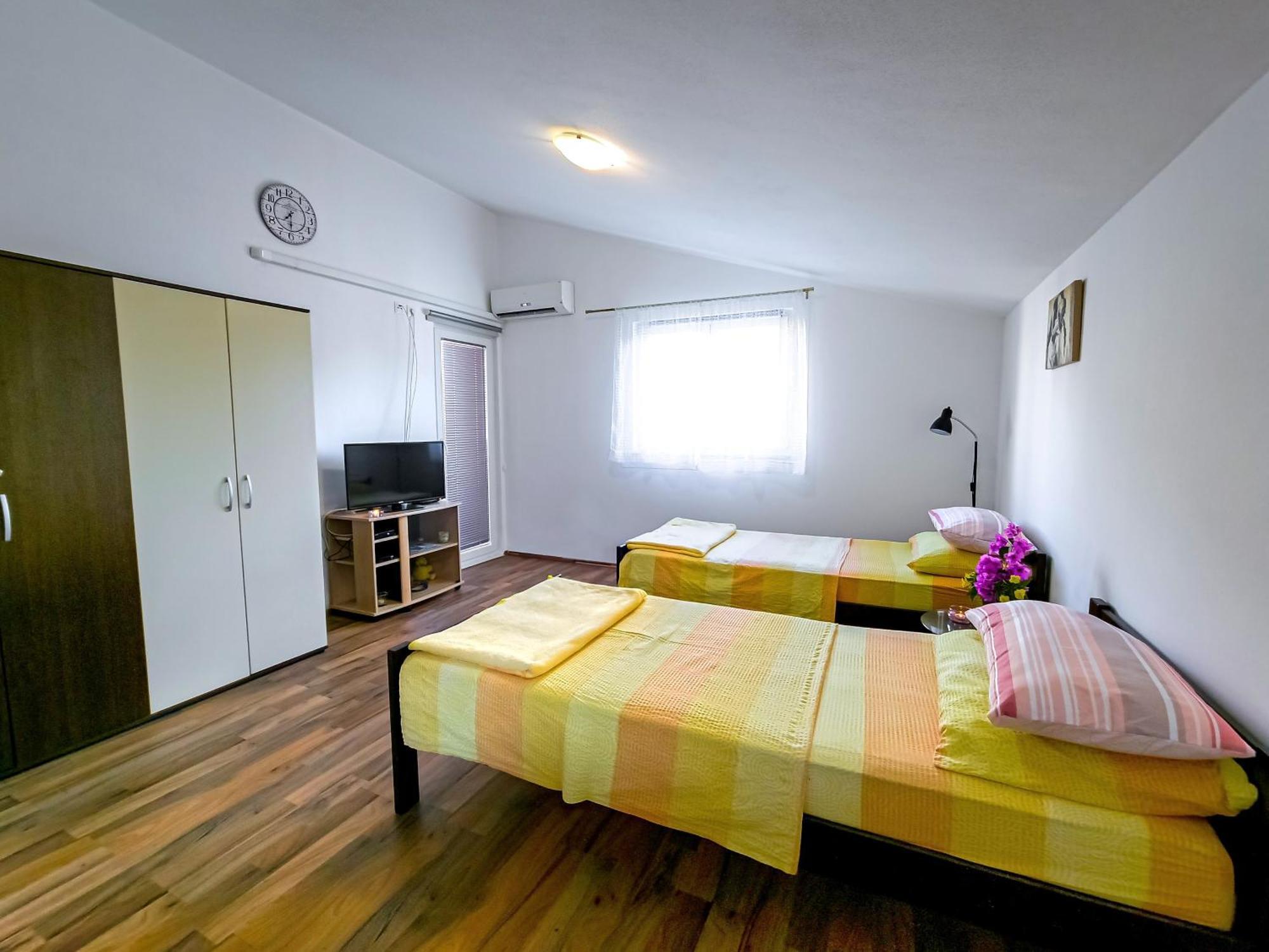 Apartments Mani Trogir Buitenkant foto