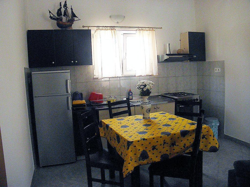 Apartments Mani Trogir Kamer foto